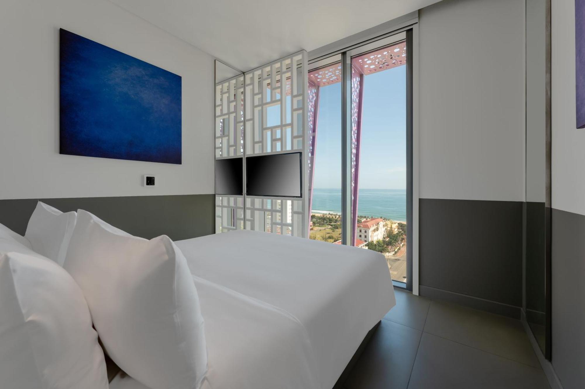 Wink Hotel Tuy Hoa Beach - 24Hrs Stay & Rooftop Pool Bar Kültér fotó